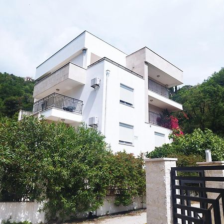 Apartments Villa Simonovic Petrovazzo Esterno foto