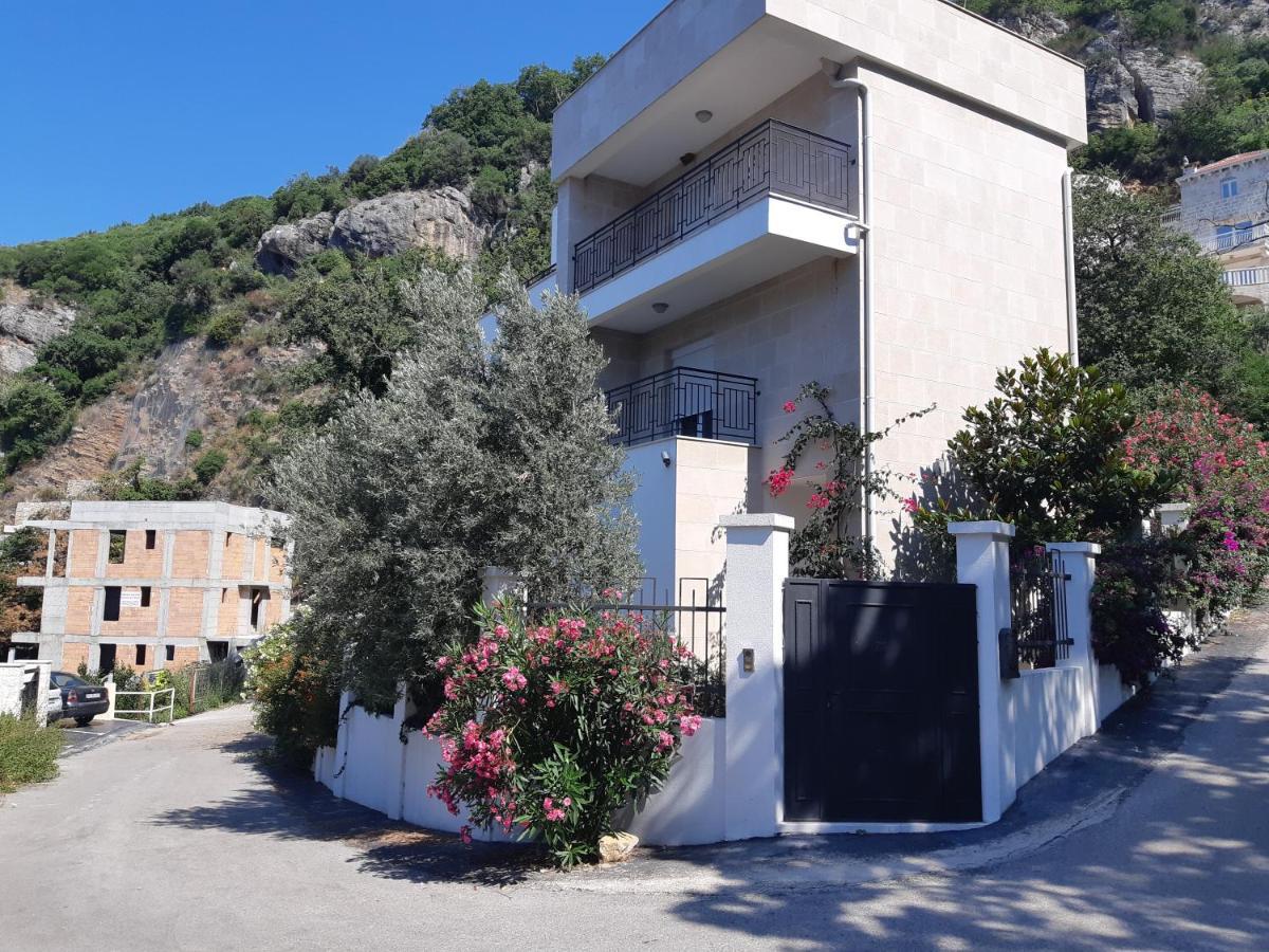 Apartments Villa Simonovic Petrovazzo Esterno foto