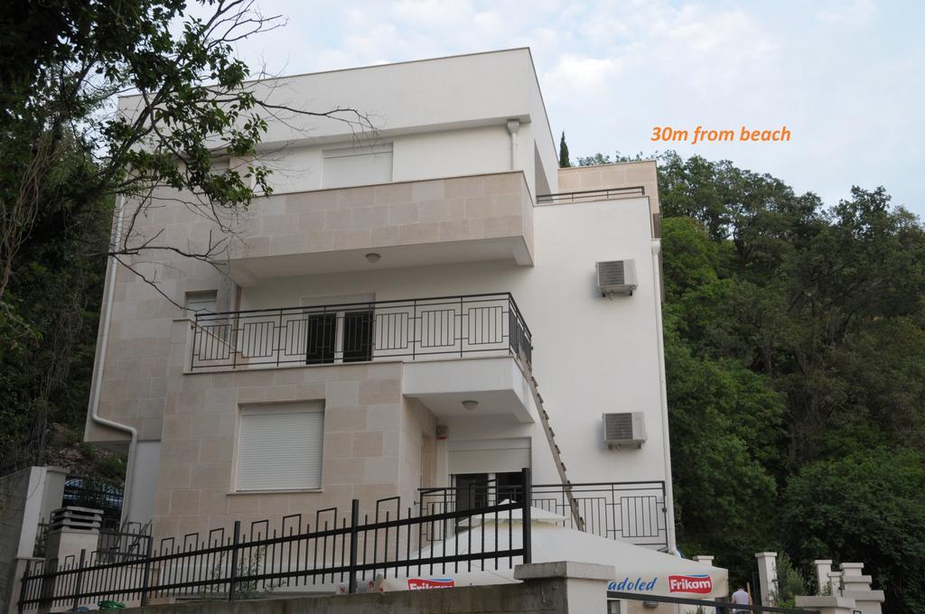 Apartments Villa Simonovic Petrovazzo Esterno foto