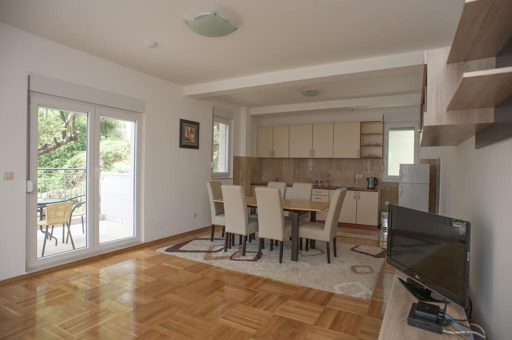 Apartments Villa Simonovic Petrovazzo Esterno foto