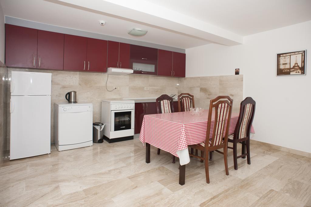 Apartments Villa Simonovic Petrovazzo Esterno foto